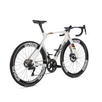 BICI COLNAGO Y1RS DISC DURAACE DI2 ENVE SES 4.5 CON POWER METER