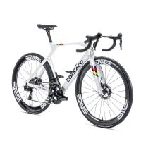 BICI COLNAGO Y1RS DISC DURAACE DI2 ENVE SES 4.5 CON POWER METER