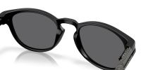 OCCHIALI OAKLEY LATCH MATTE BLACK PRIZM BLACK POLARIZED OO9265-7453