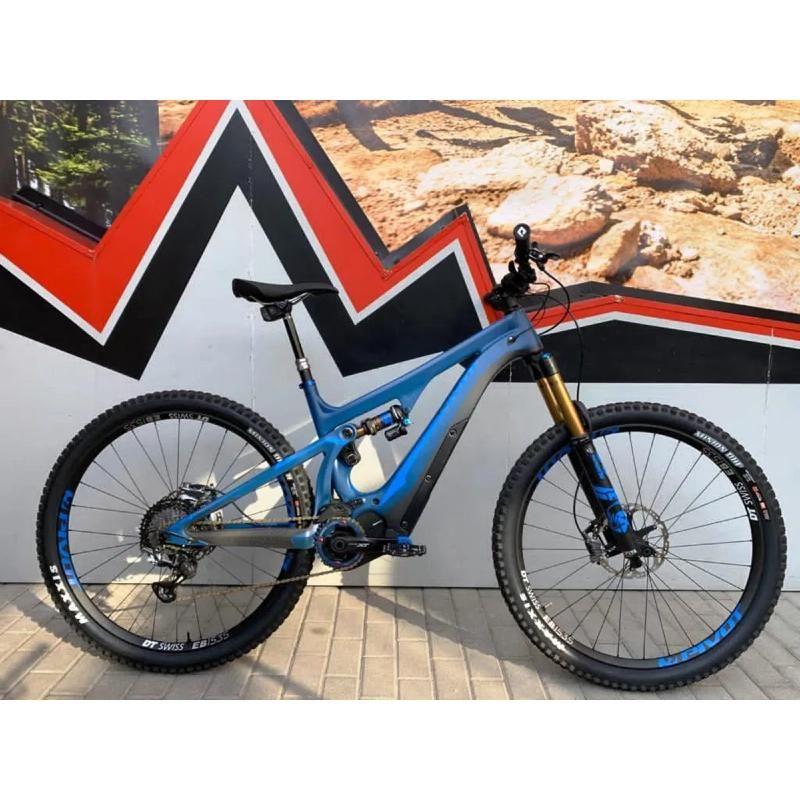 E-BIKE USATA PIVOT SHUTTLE XTR - MEDIUM - ANNO 2020