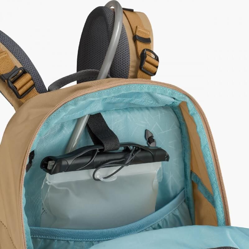 PLECAK EVOC NEO 16 L