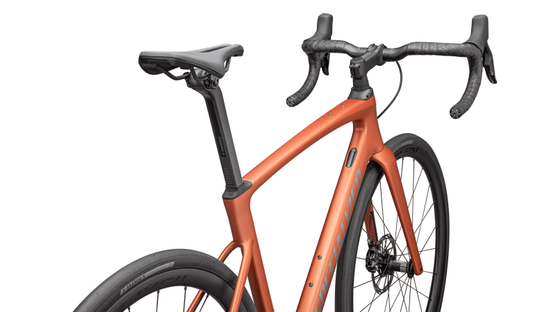 BICI SPECIALIZED ROUBAIX SL8 EXPERT 2025