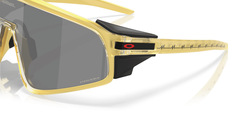 OKULARY OAKLEY LATCH PANEL GOLD PRIZM BLACK PATRICK MAHOMES OO9404-1435