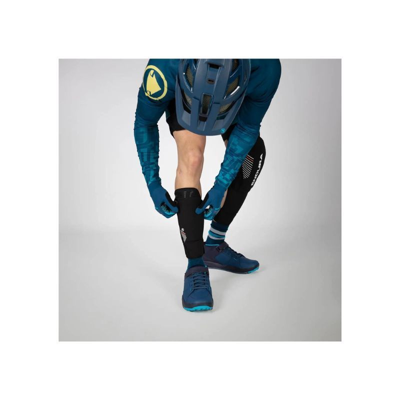 GINOCCHIERE PARASTINCHI ENDURA MT500 D30 SHIN GUARD
