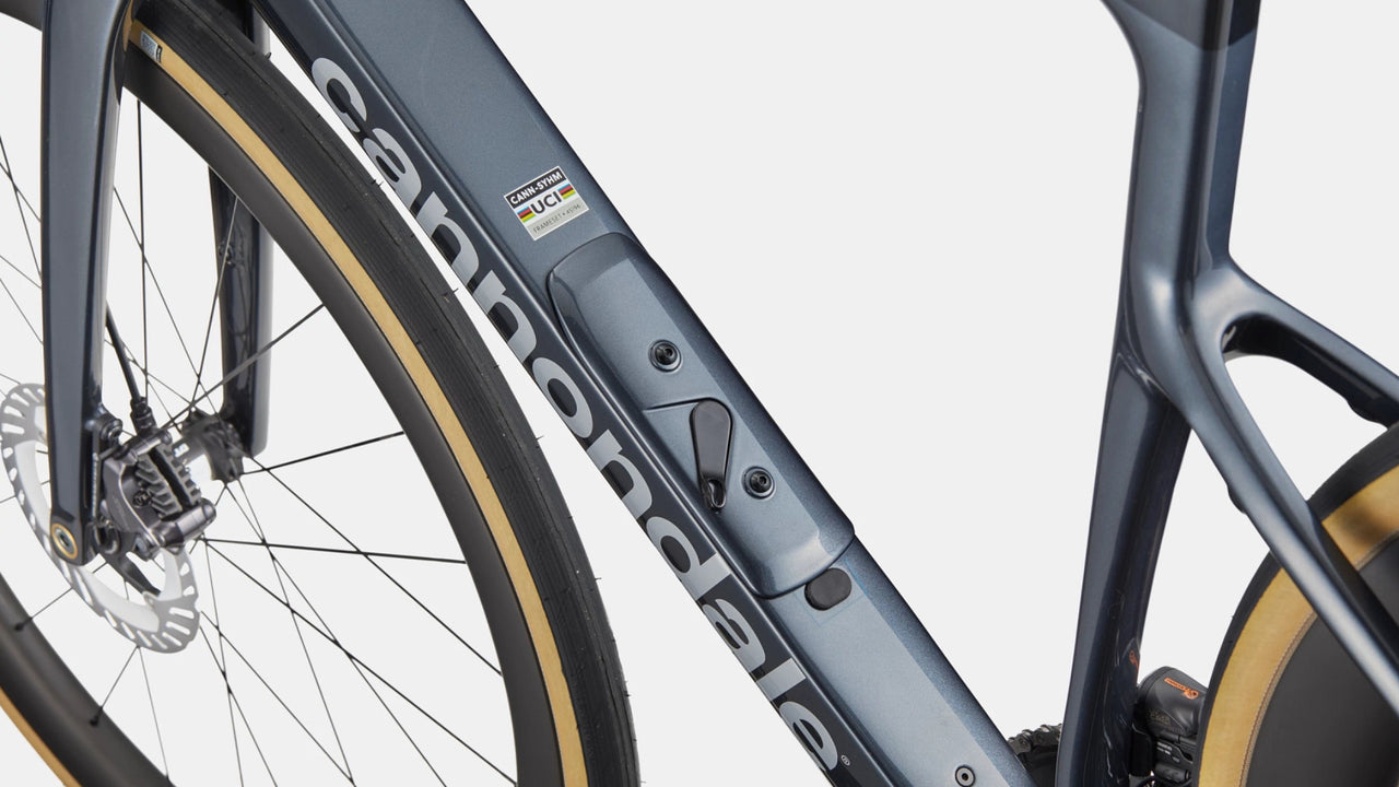 BICI CANNONDALE SYNAPSE CARBON 1 DETTAGLIO