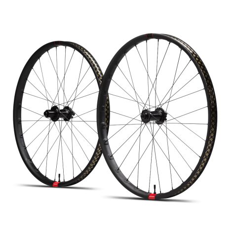 ROUES SANTA CRUZ RESERVE 30 HD 29 15X110 - 12X148 6 BOULONS MICROSPLINE