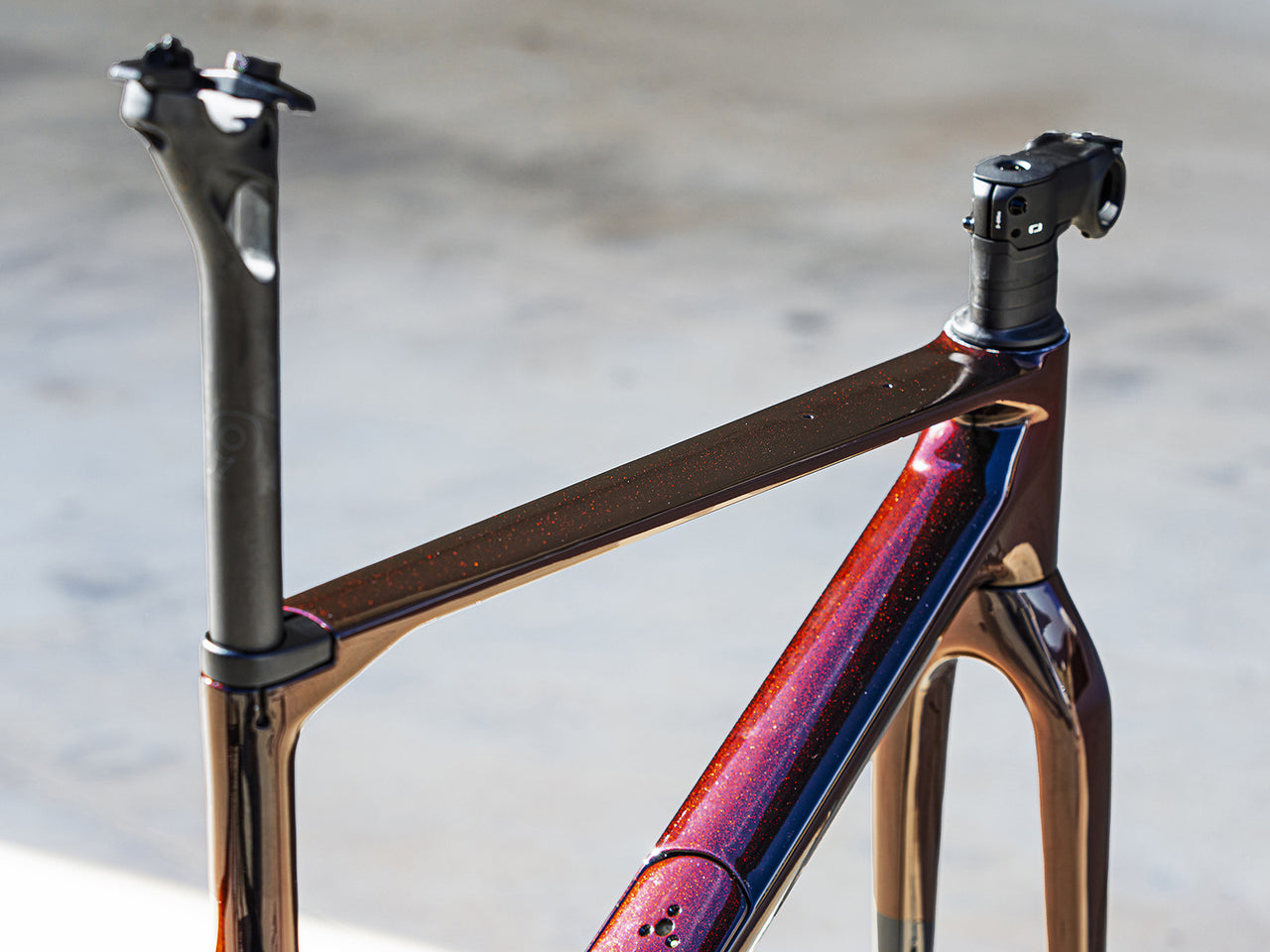 TELAIO MONDRAKER ARID CARBON UNLIMITED DETTAGLIO 2